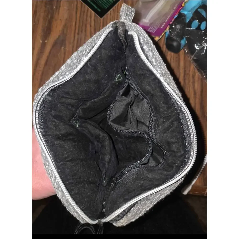 Dime Bags Gray Makeup Bag Zip Pouch with Inner Pockets 8 in x 5 in